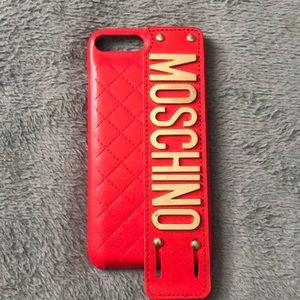 Moschino case